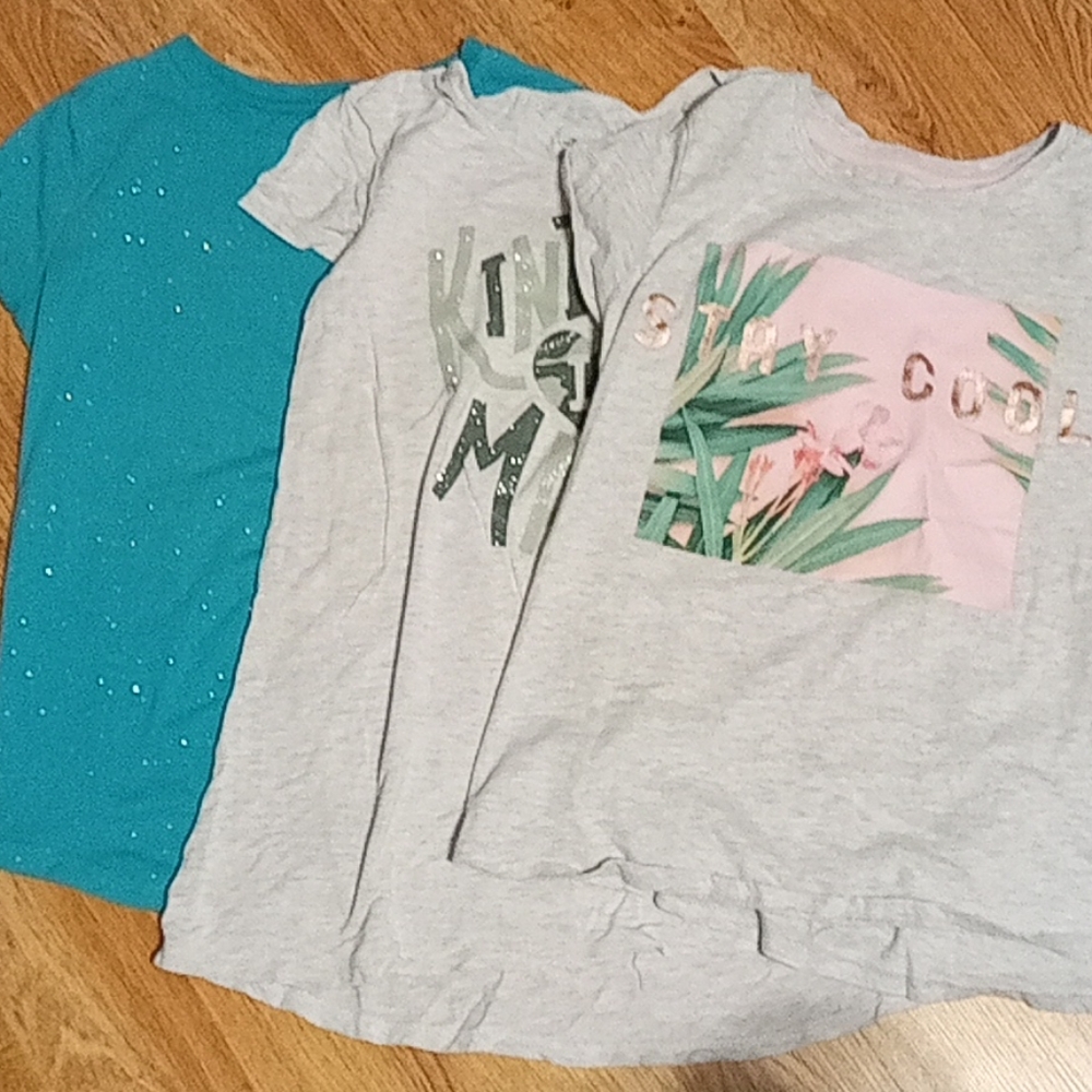 3 Girls Shirts